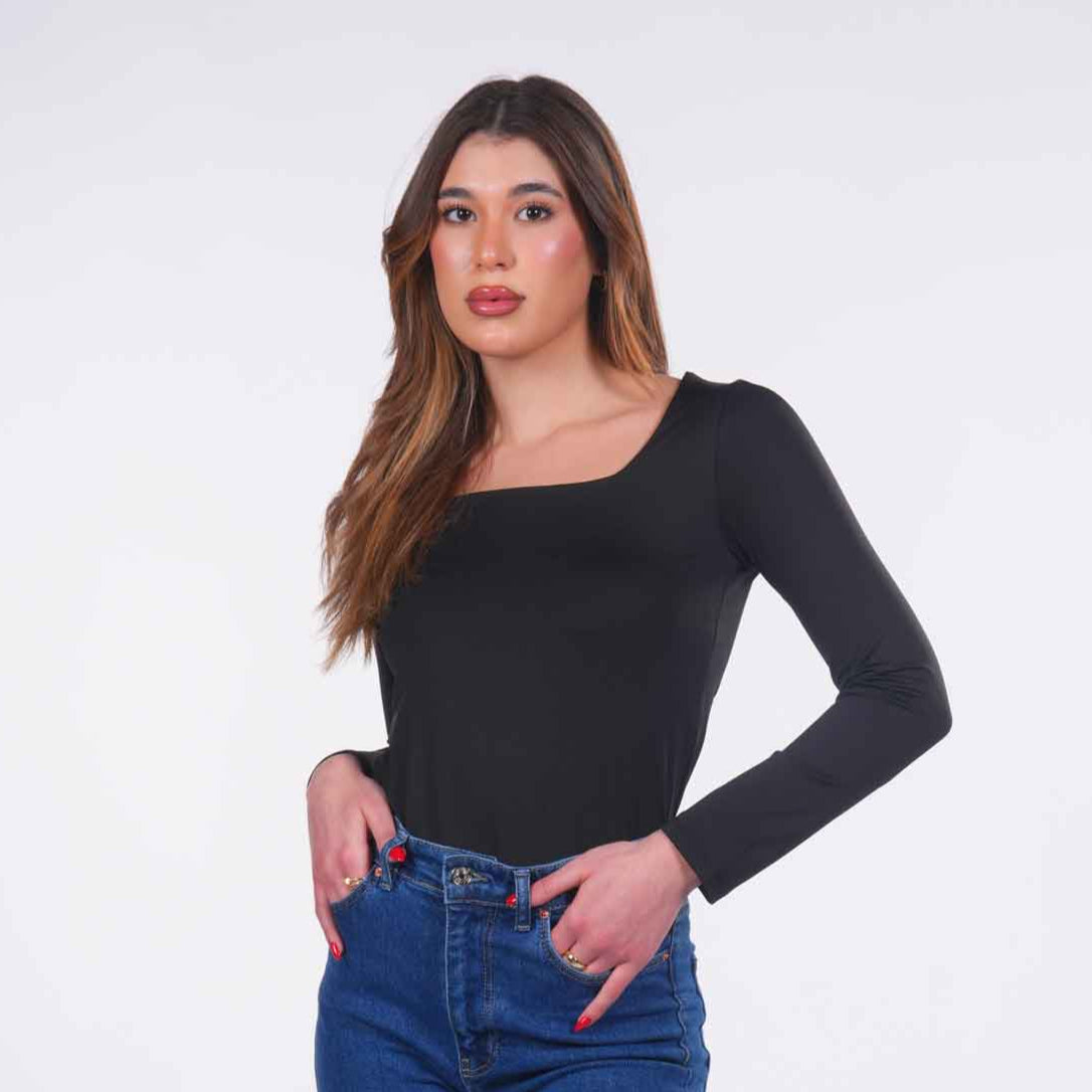 Squared neck basic