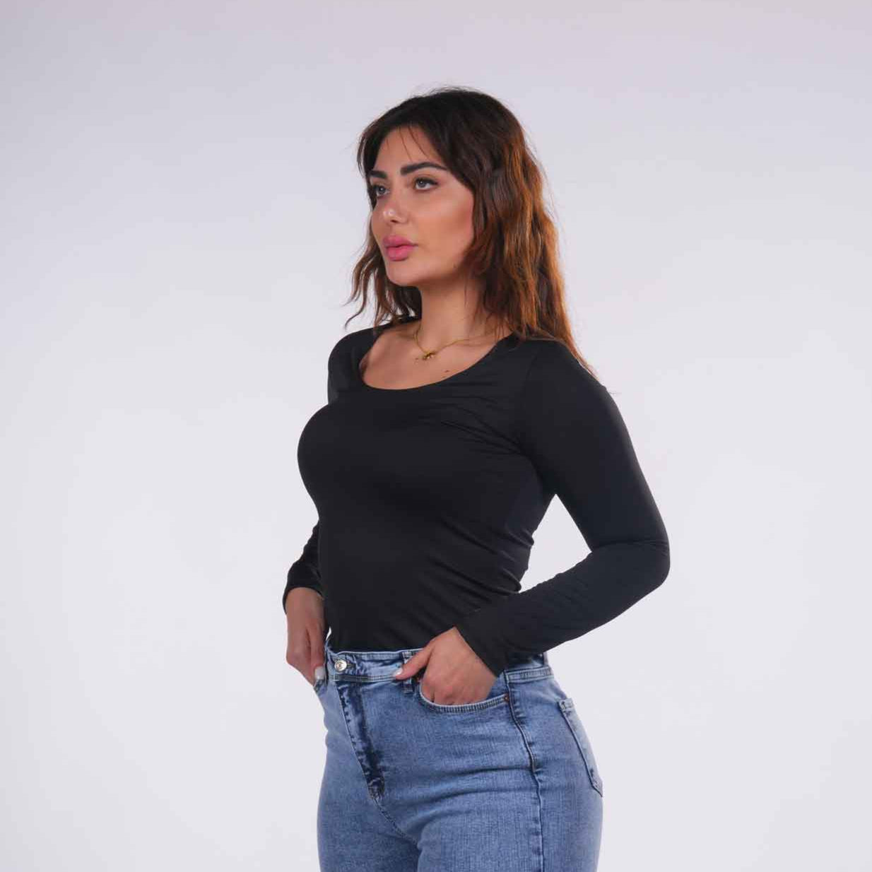 Rounded neck basic