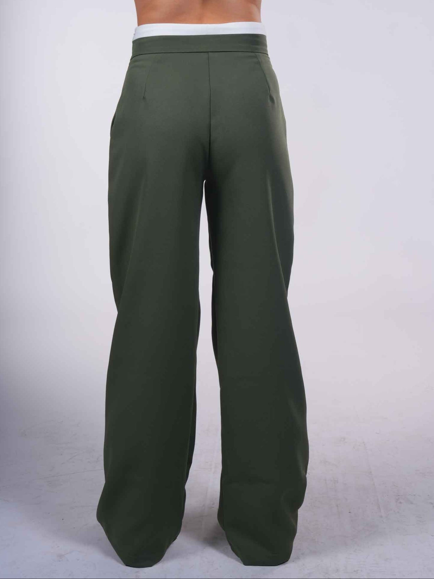 Green trouser