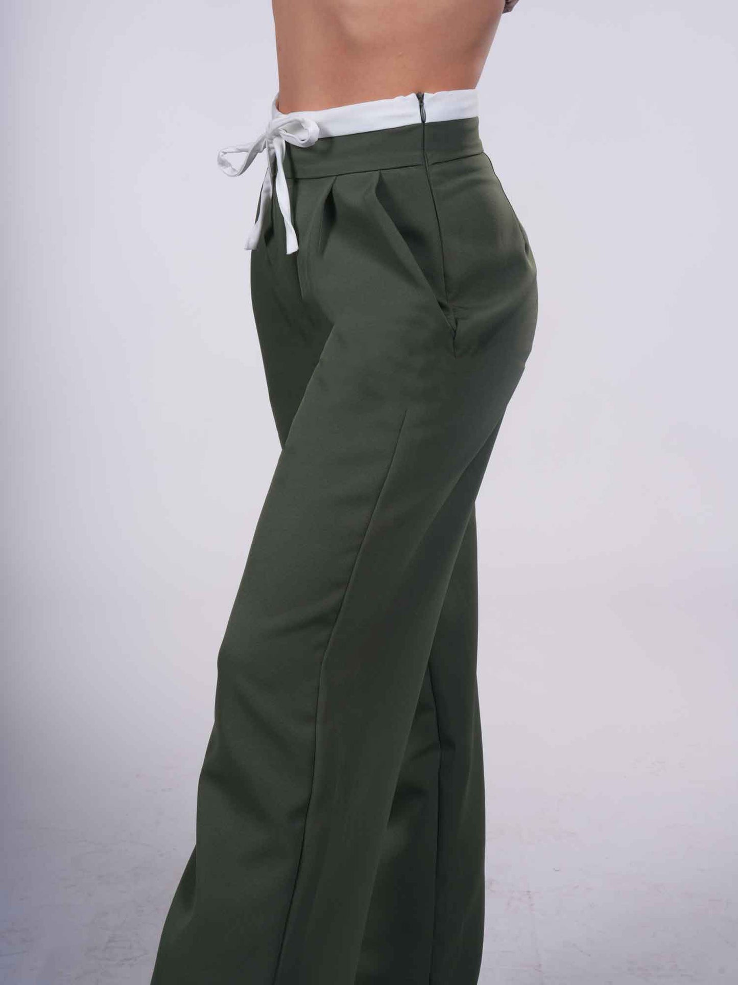 Green trouser